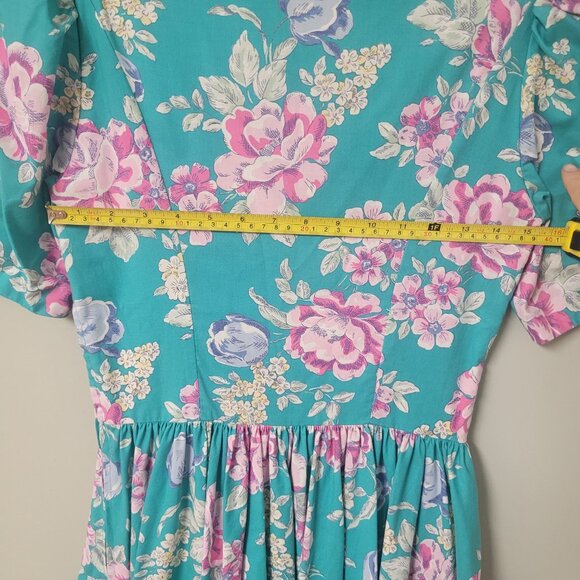 Laura Ashley Vintage 80s Floral Dress EUC size 8 - Picture 2 of 13